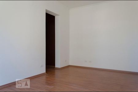 Sala de apartamento para alugar com 1 quarto, 46m² em Vila Ipojuca, São Paulo