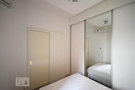 Quarto de apartamento para alugar com 1 quarto, 35m² em Jardim Ampliação, São Paulo