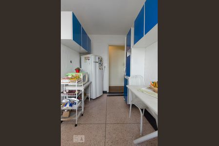 Apartamento à venda com 80m², 2 quartos e 1 vagaCozinha