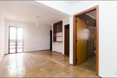 Sala de apartamento à venda com 2 quartos, 70m² em Cambuí, Campinas