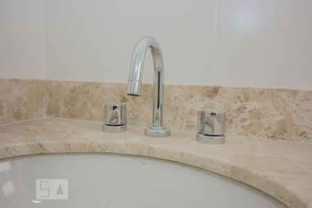 Apartamento para alugar com 60m², 2 quartos e 1 vagaSuíte 