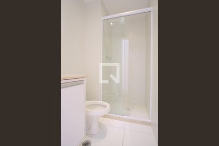 Banheiro de kitnet/studio para alugar com 1 quarto, 33m² em Vila Gomes Cardim, São Paulo