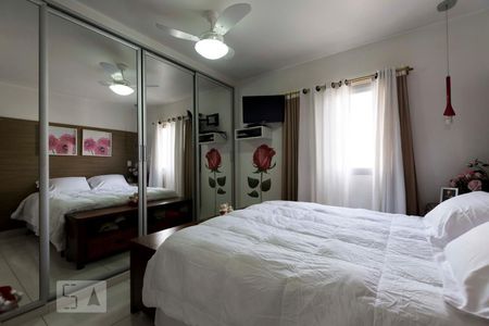 Apartamento à venda com 147m², 4 quartos e 2 vagasQuarto 4 - Suíte