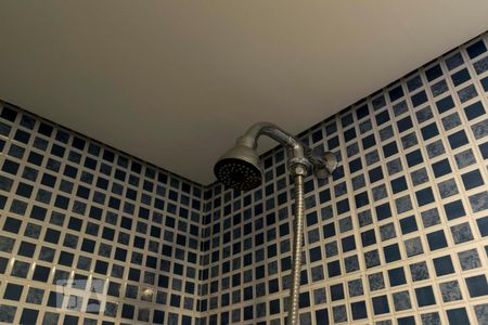 Apartamento à venda com 147m², 4 quartos e 2 vagasQuarto 3 - Suíte/ Banheiro (Chuveiro)