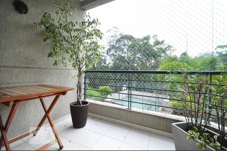 varanda de apartamento à venda com 2 quartos, 68m² em Paraíso do Morumbi, São Paulo