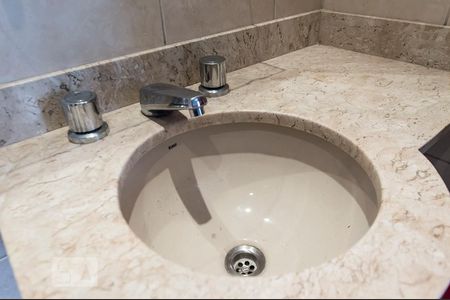 Apartamento para alugar com 55m², 1 quarto e 2 vagas Apartamento para alugar com 55m², 1 quarto e 2 vagasBanheiro