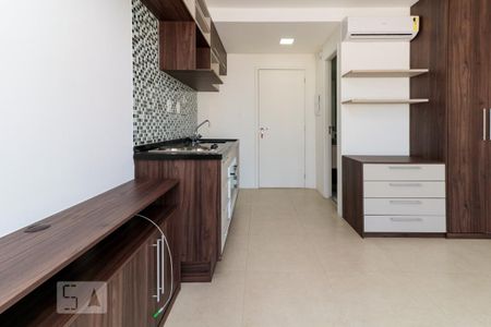 Studio à venda com 28m², 1 quarto e 1 vaga Studio à venda com 28m², 1 quarto e 1 vagaStudio