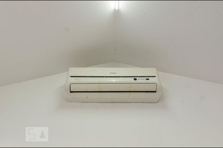 Casa à venda com 81m², 1 quarto e sem vagaAr condicionado