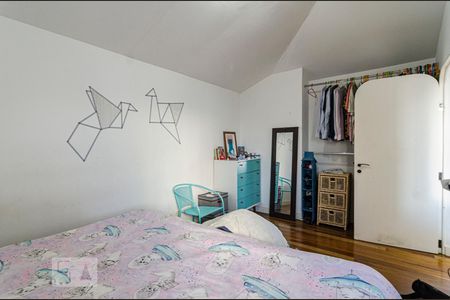 Casa à venda com 81m², 1 quarto e sem vagaQuarto