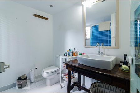 Casa à venda com 81m², 1 quarto e sem vagaBanheiro