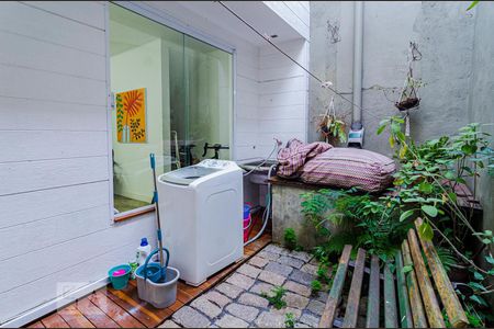 Casa à venda com 81m², 1 quarto e sem vagaÁrea de serviço