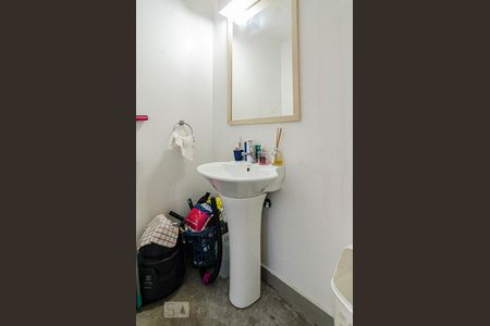 Casa à venda com 81m², 1 quarto e sem vagaLavabo