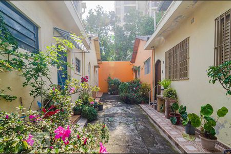 Casa à venda com 81m², 1 quarto e sem vagaVila