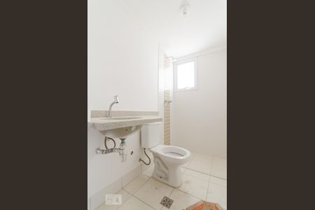 Banheiro de apartamento à venda com 3 quartos, 69m² em Vila Aurocan, Campinas