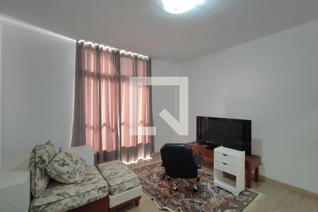 Apartamento à venda com 452m², 5 quartos e 2 vagasSala de TV