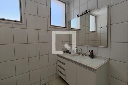 Apartamento à venda com 452m², 5 quartos e 2 vagasBanheiro Suíte 2