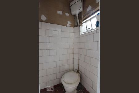 Casa à venda com 100m², 3 quartos e 2 vagasBanheiro de serviço