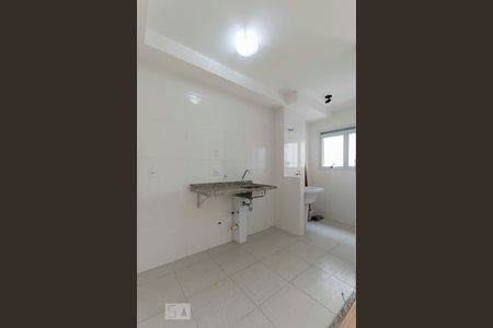 Cozinha de apartamento para alugar com 1 quarto, 32m² em Liberdade, São Paulo