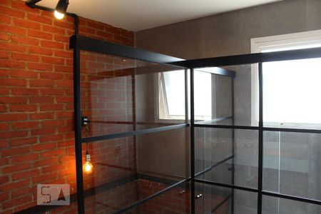 Apartamento para alugar com 107m², 2 quartos e 2 vagas Apartamento para alugar com 107m², 2 quartos e 2 vagasBanheiro da suíte