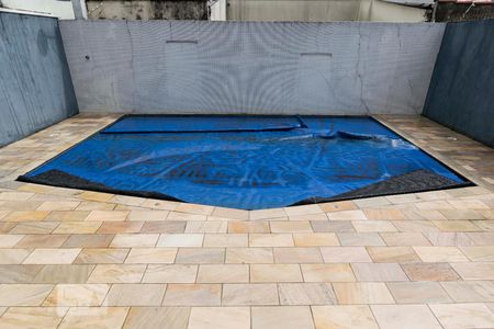 Apartamento à venda com 550m², 4 quartos e 2 vagasFundos (Piscina