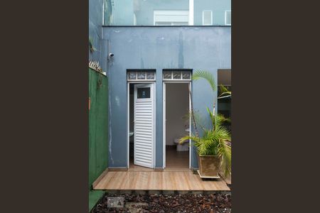 Apartamento à venda com 550m², 4 quartos e 2 vagasFundos (Banheiros)