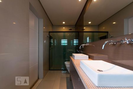 Apartamento à venda com 550m², 4 quartos e 2 vagasQuarto 4 - Suíte/ Banheiro