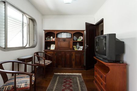 Sala de apartamento para alugar com 2 quartos, 75m² em Moema, São Paulo