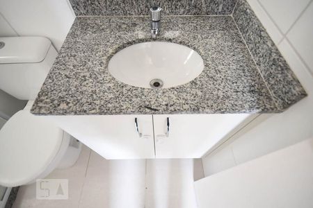 Apartamento à venda com 64m², 2 quartos e 1 vaga Apartamento à venda com 64m², 2 quartos e 1 vagaDetalhe do Banheiro Suíte