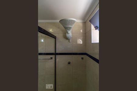 Apartamento para alugar com 75m², 2 quartos e sem vagaBanheiro