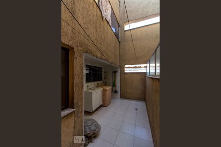 Apartamento para alugar com 75m², 2 quartos e sem vagaLavanderia/Quintal 