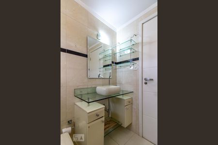 Apartamento para alugar com 75m², 2 quartos e sem vagaBanheiro