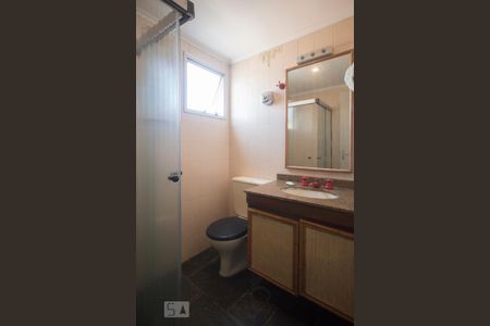 Apartamento para alugar com 72m², 3 quartos e 1 vaga Apartamento para alugar com 72m², 3 quartos e 1 vagaBanheiro