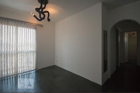 Sala de apartamento para alugar com 3 quartos, 72m² em Vila do Encontro, São Paulo