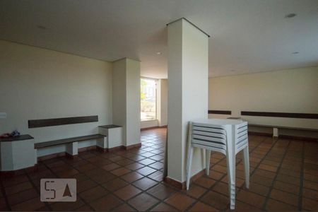 Apartamento para alugar com 72m², 3 quartos e 1 vaga Apartamento para alugar com 72m², 3 quartos e 1 vagaSalão de Festas