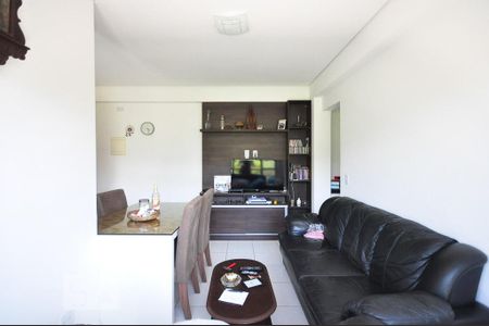 Apartamento para alugar com 55m², 2 quartos e sem vagasala