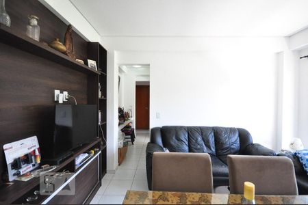 Apartamento para alugar com 55m², 2 quartos e sem vagasala