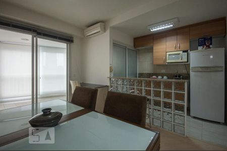Sala/Cozinha de apartamento à venda com 1 quarto, 54m² em Cidade Monções, São Paulo