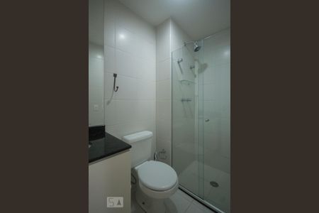 Banheiro de apartamento à venda com 1 quarto, 54m² em Cidade Monções, São Paulo