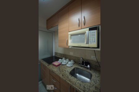 Cozinha de apartamento à venda com 1 quarto, 54m² em Cidade Monções, São Paulo