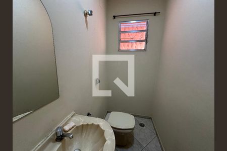 Lavabo de casa para alugar com 3 quartos, 135m² em Nova Aldeinha, Barueri