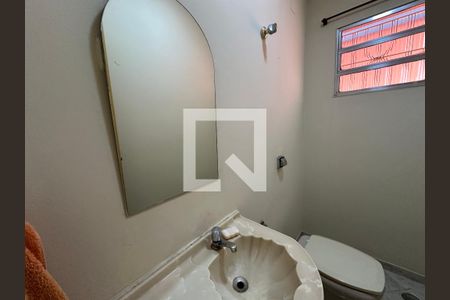 Lavabo de casa para alugar com 3 quartos, 135m² em Nova Aldeinha, Barueri