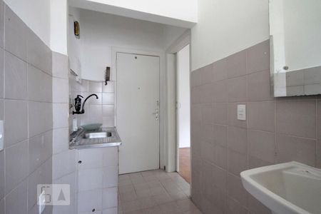 Cozinha de kitnet/studio para alugar com 1 quarto, 30m² em Higienópolis, São Paulo