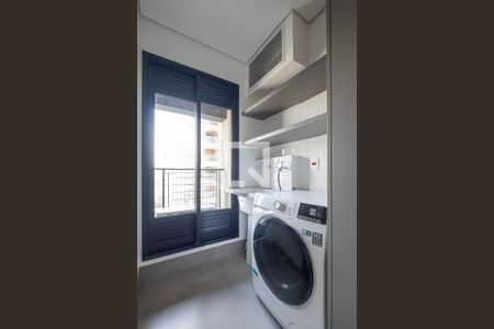 Sala/Cozinha de apartamento à venda com 1 quarto, 40m² em Pinheiros, São Paulo