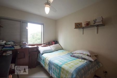 Quarto 01 de apartamento para alugar com 3 quartos, 141m² em Campo Belo, São Paulo