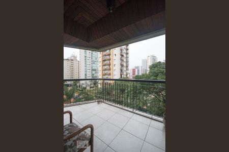 Apartamento para alugar com 3 quartos, 141m² em Campo Belo, São Paulo