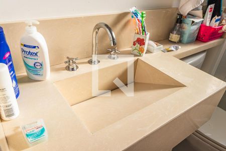 Apartamento à venda com 85m², 2 quartos e 2 vagasDetalhe do Banheiro da Suíte 2