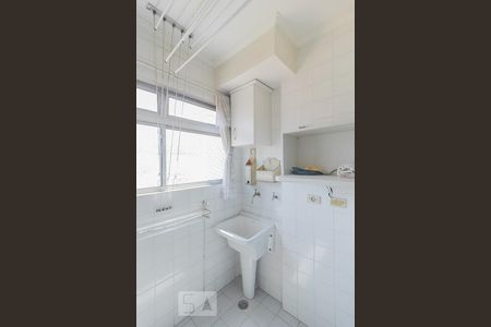 Apartamento à venda com 56m², 2 quartos e 1 vaga Apartamento à venda com 56m², 2 quartos e 1 vagaArea de Serviço