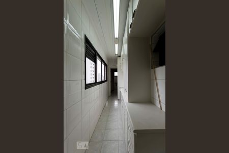 Apartamento à venda com 260m², 4 quartos e 5 vagasLavanderia