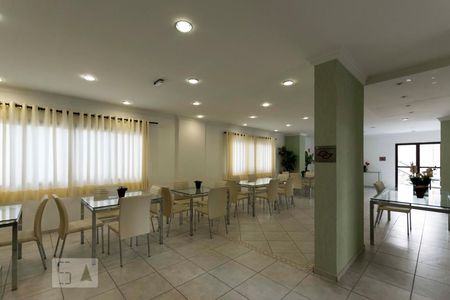 Apartamento à venda com 260m², 4 quartos e 5 vagasÁrea comum - Salão de festas