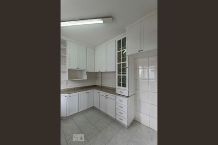 Apartamento à venda com 260m², 4 quartos e 5 vagasCozinha 